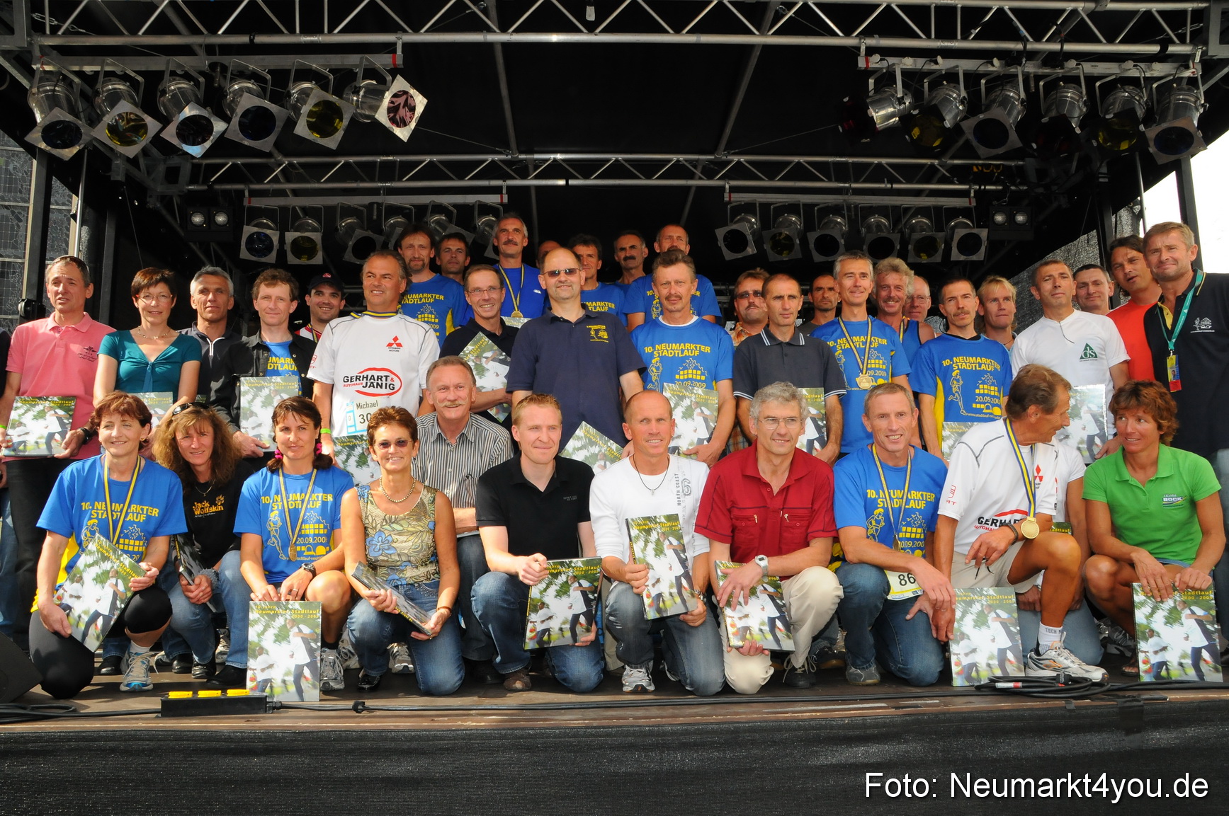 0002 Stadtlauf Neumarkt Siegerehrung 200909